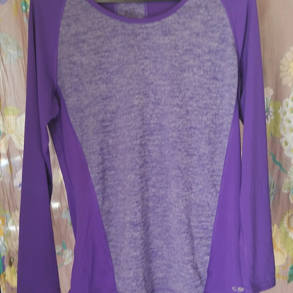 Long sleeve tech tee
